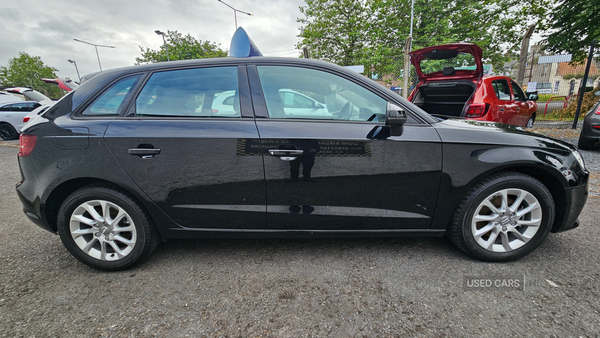 Audi A3 DIESEL SPORTBACK in Down