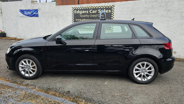 Audi A3 DIESEL SPORTBACK in Down