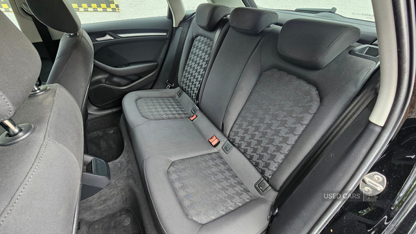 Audi A3 DIESEL SPORTBACK in Down