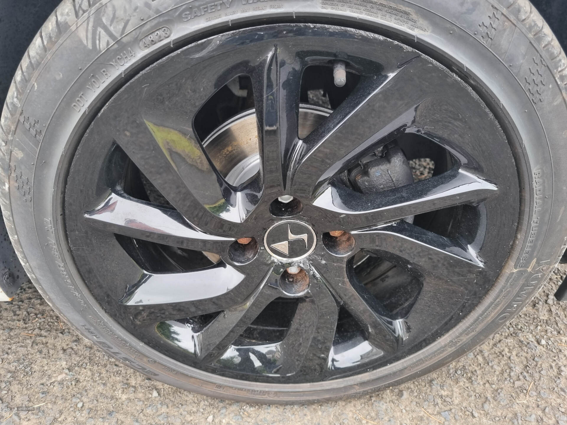 Jun 2015 DS 3 1.6 BlueHDi DStyle Nav 3dr