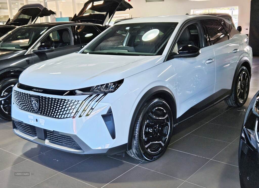 Peugeot 3008 73KWH 210HP ALLURE AUTOMATIC in Antrim