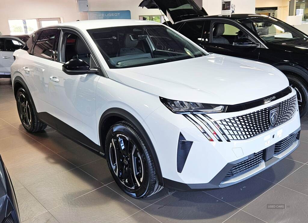 Peugeot 3008 73KWH 210HP ALLURE AUTOMATIC in Antrim