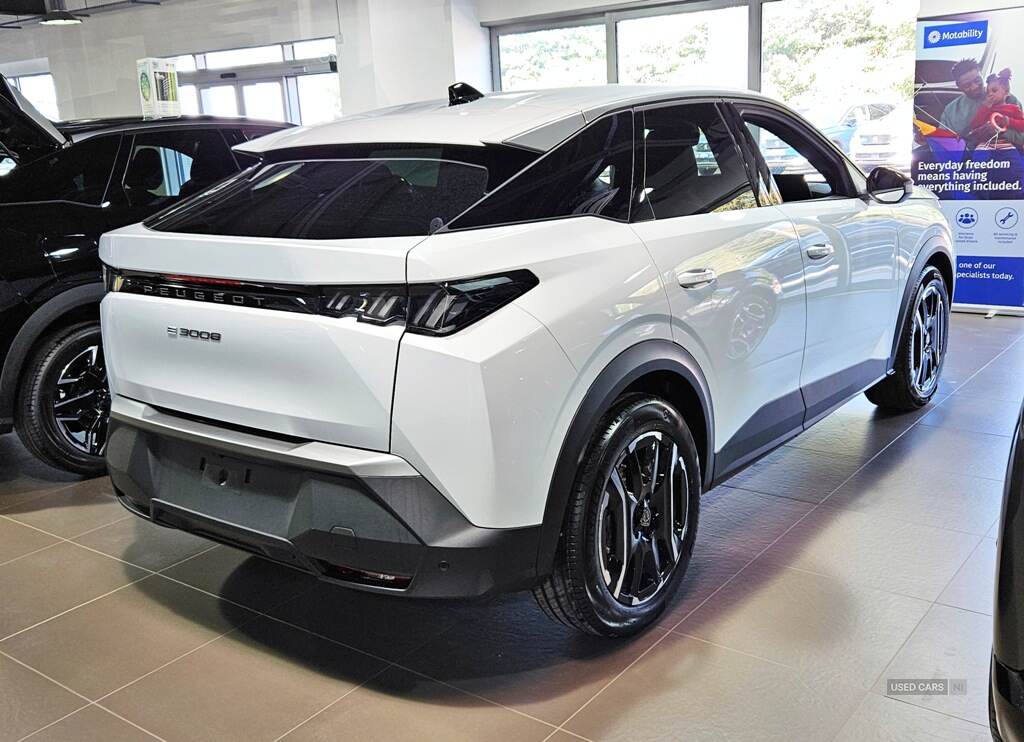 Peugeot 3008 73KWH 210HP ALLURE AUTOMATIC in Antrim