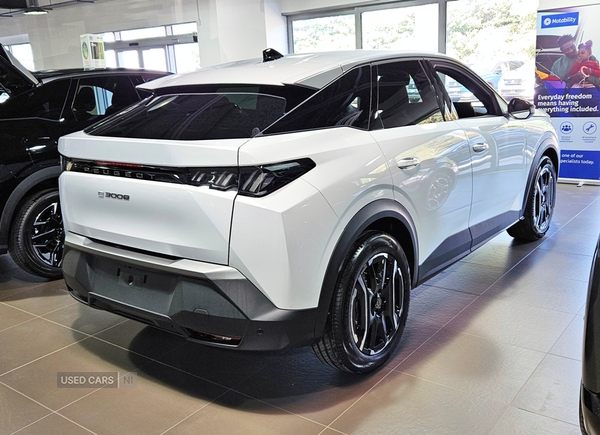 Peugeot 3008 73KWH 210HP ALLURE AUTOMATIC in Antrim