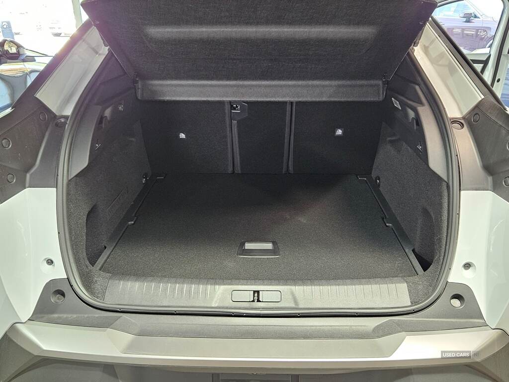 Peugeot 3008 73KWH 210HP ALLURE AUTOMATIC in Antrim