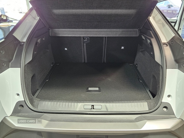 Peugeot 3008 73KWH 210HP ALLURE AUTOMATIC in Antrim