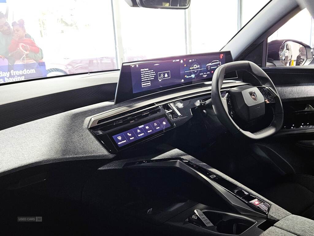 Peugeot 3008 73KWH 210HP ALLURE AUTOMATIC in Antrim