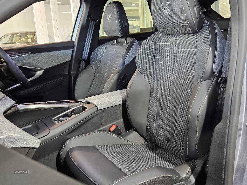 Peugeot 3008 73KWH 210HP GT AUTOMATIC in Antrim