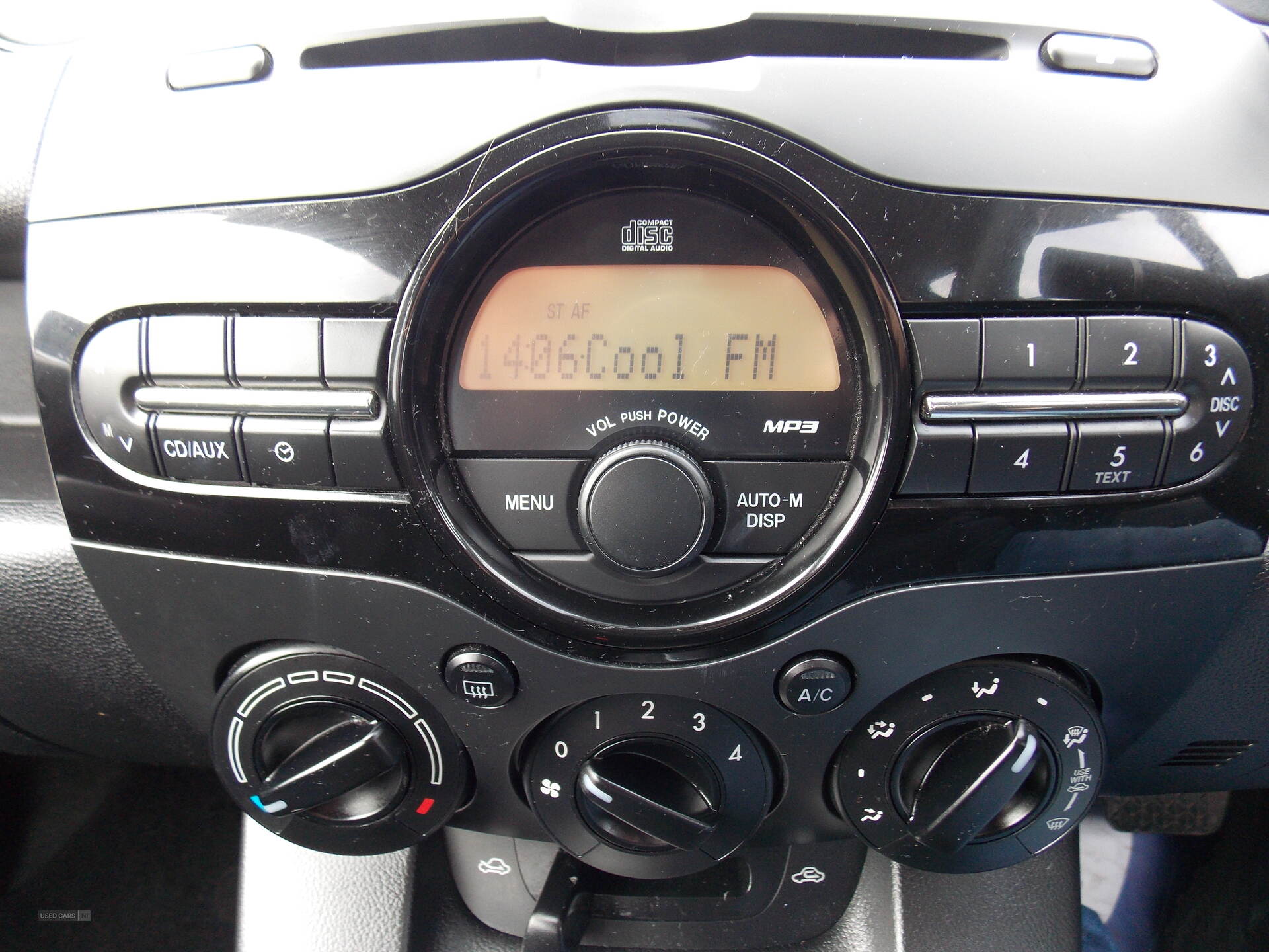 Mar 2011 Mazda Mazda2 1.5 TS2 5dr Auto