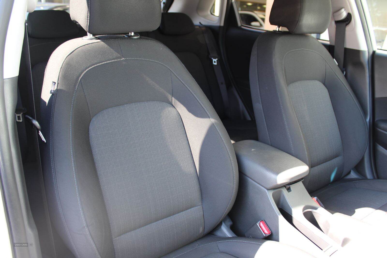 Apr 2022 Hyundai Kona 1.6 GDi Hybrid Premium 5dr DCT