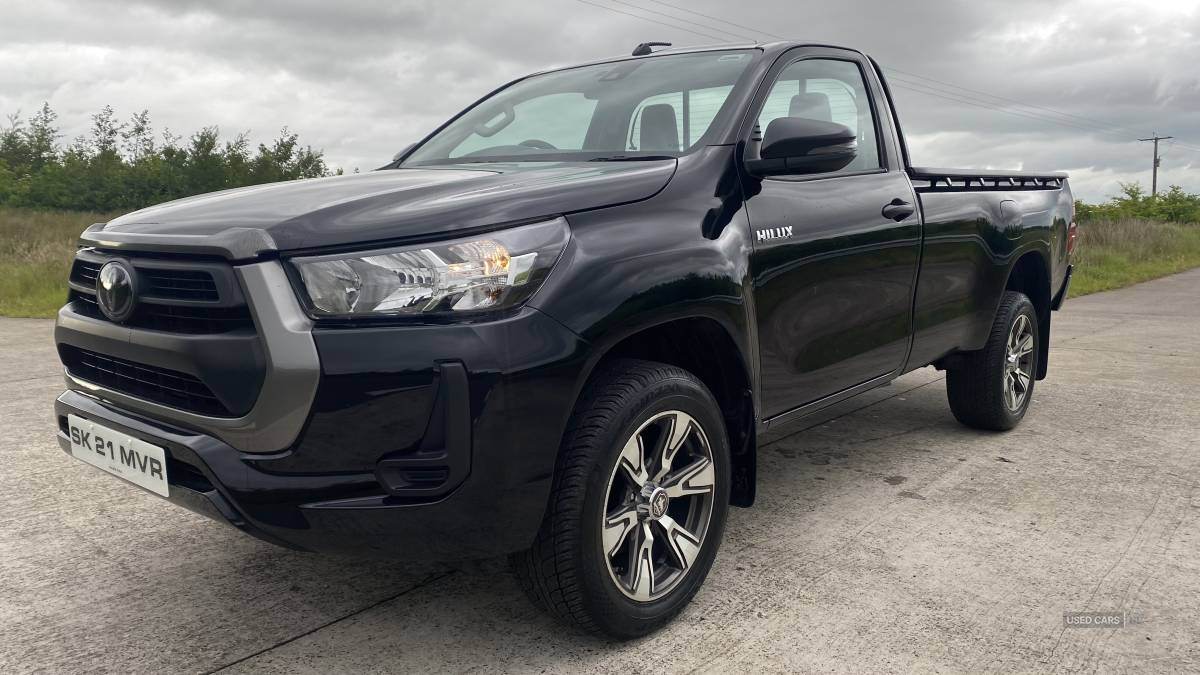 Apr 2021 Toyota Hilux Active Pick Up 2.4 D-4D