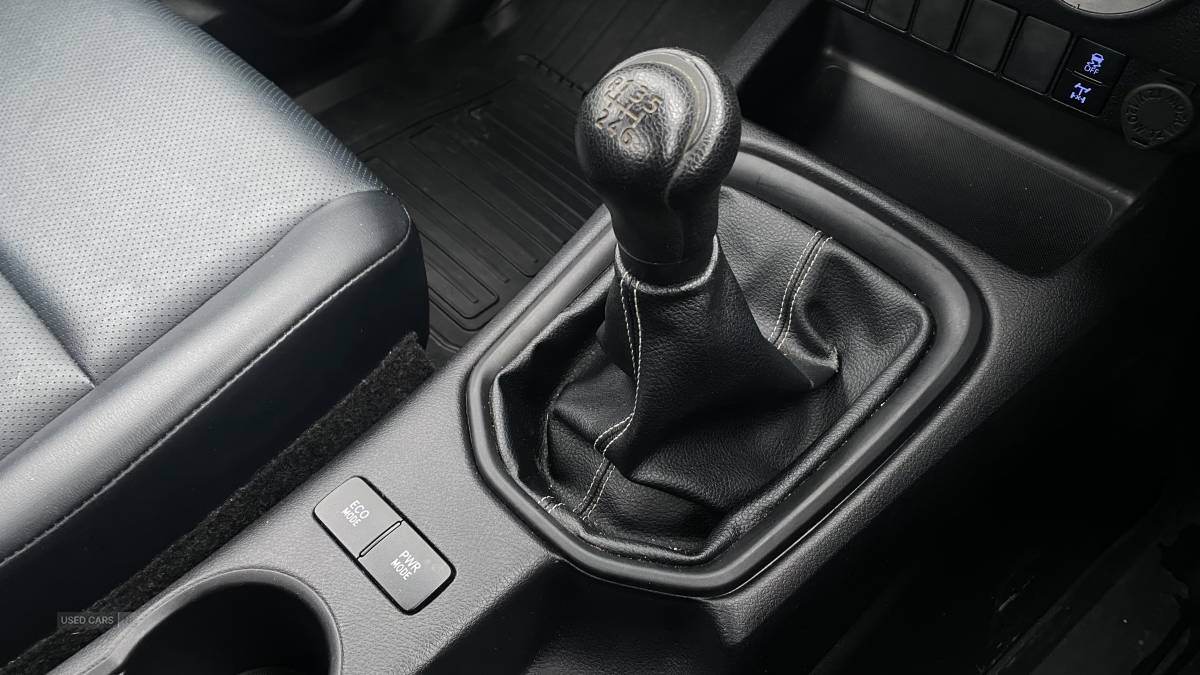 Apr 2021 Toyota Hilux Active Pick Up 2.4 D-4D