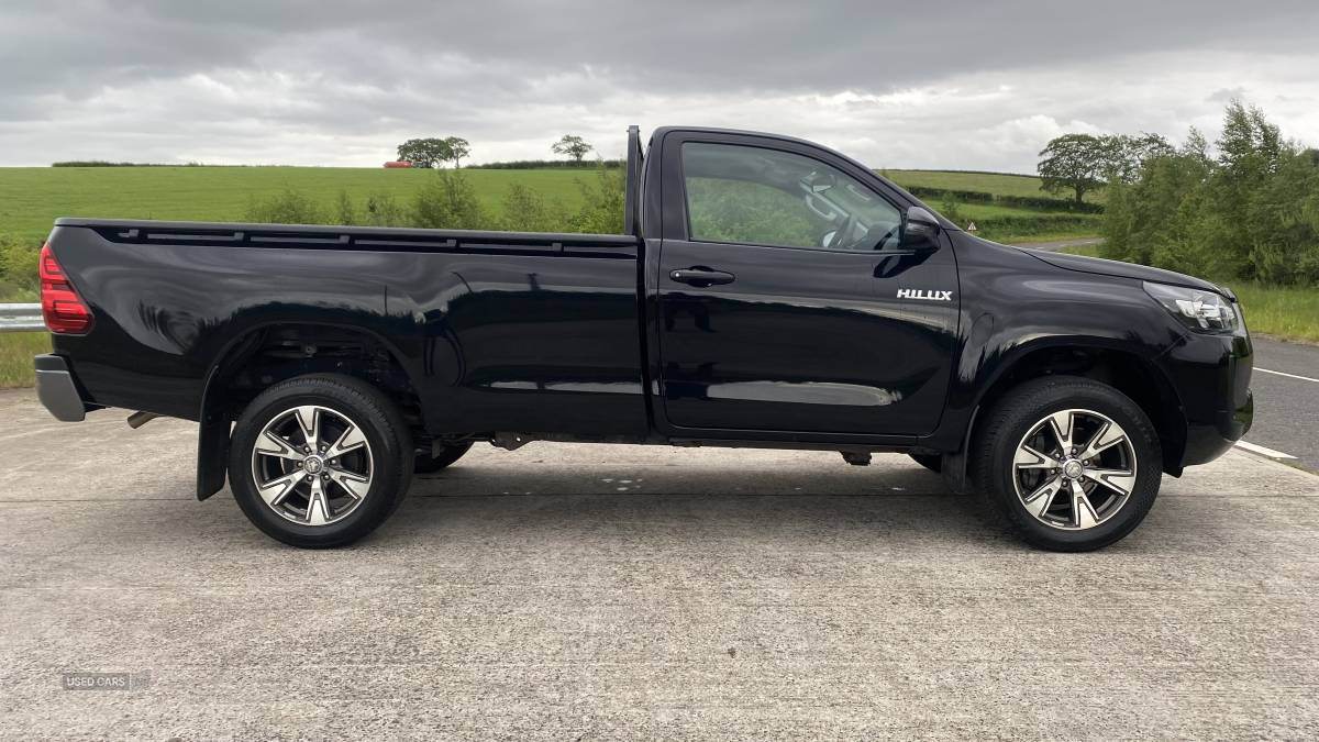 Apr 2021 Toyota Hilux Active Pick Up 2.4 D-4D