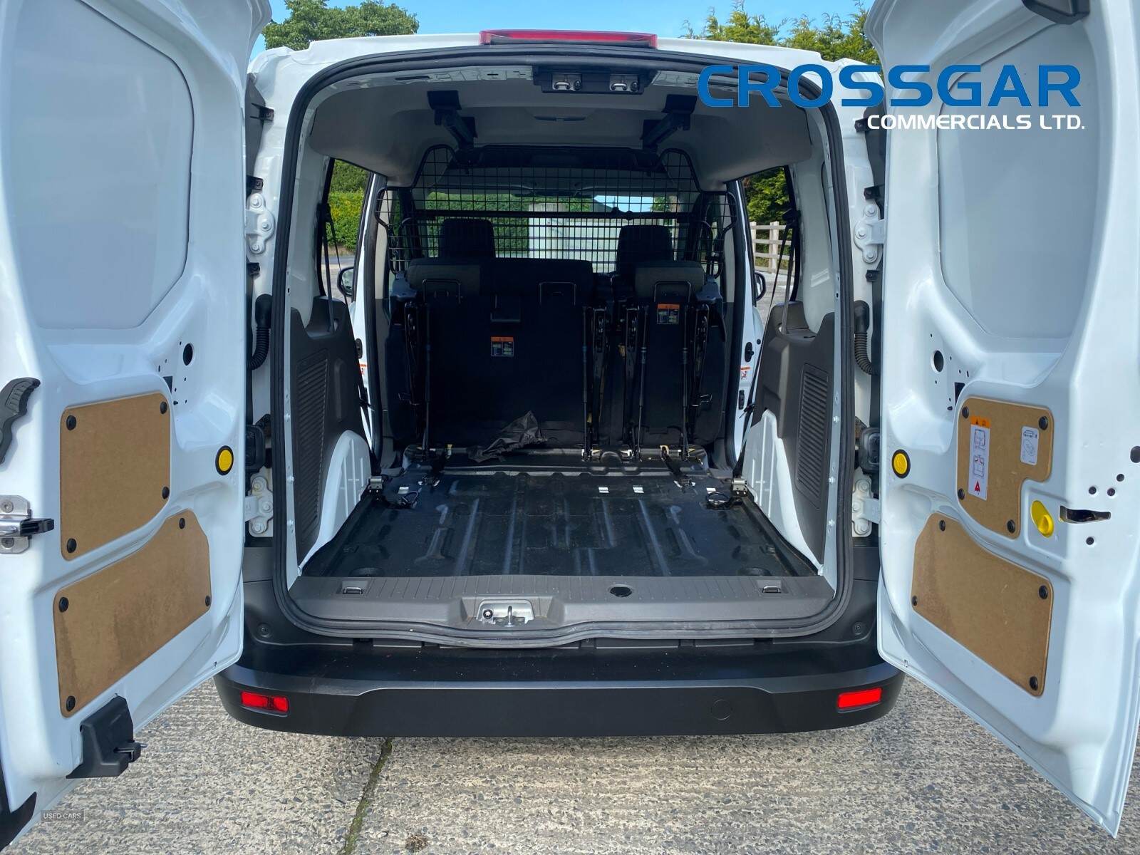 Jun 2020 Ford Transit Connect 1.5 EcoBlue 100ps D/Cab Van