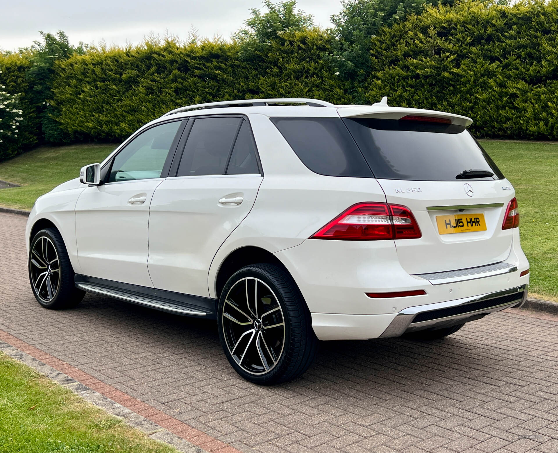Mar 2015 Mercedes M-Class ML250 CDi BlueTEC AMG Line 5dr Auto [Premium]