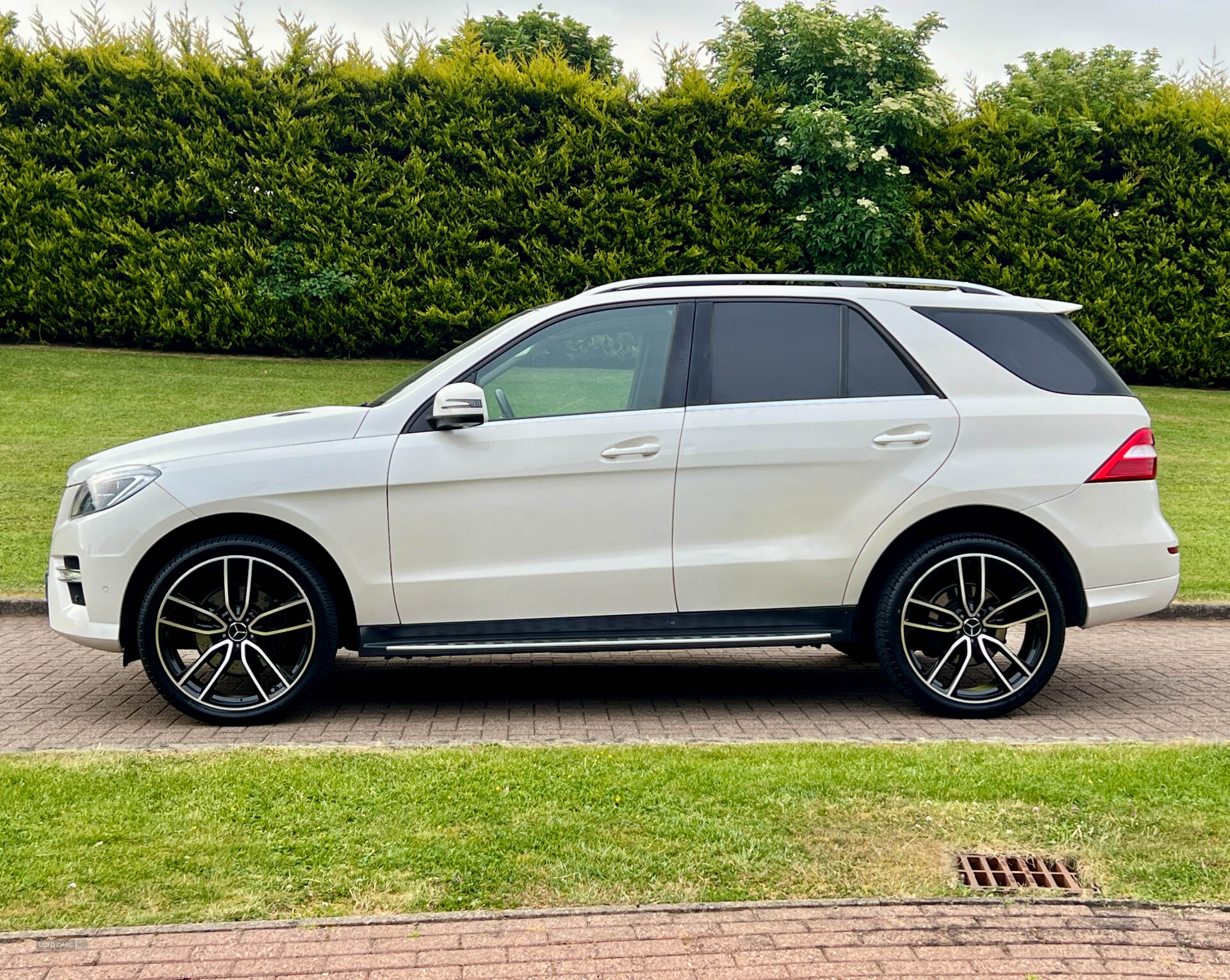 Mar 2015 Mercedes M-Class ML250 CDi BlueTEC AMG Line 5dr Auto [Premium]