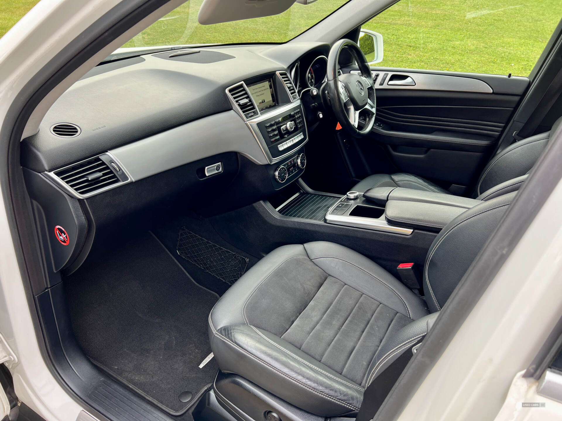 Mar 2015 Mercedes M-Class ML250 CDi BlueTEC AMG Line 5dr Auto [Premium]