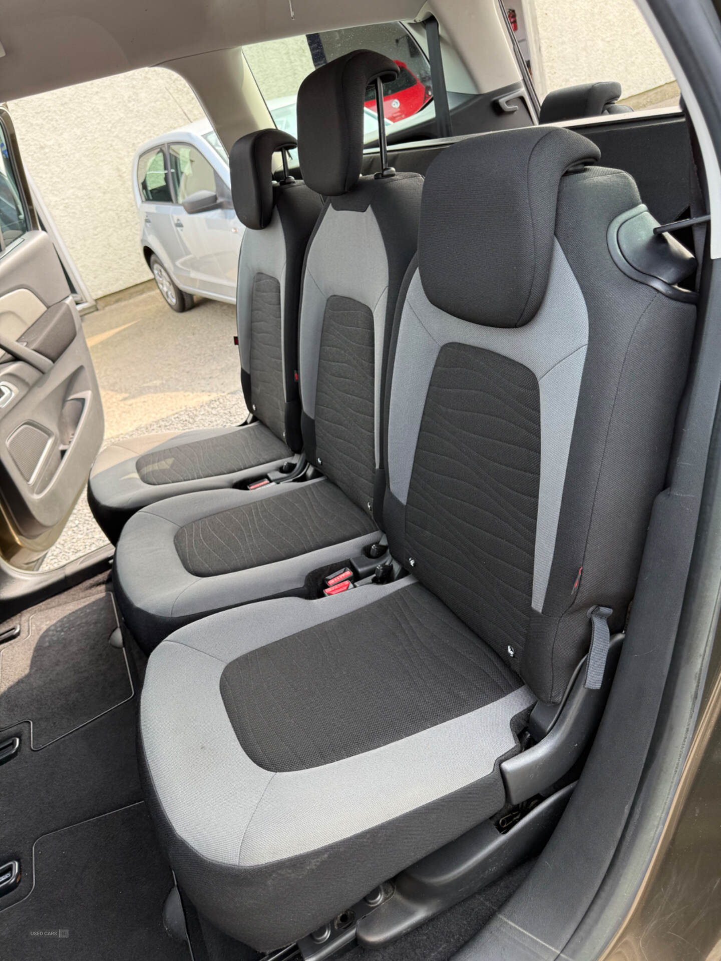 Apr 2014 Citroen C4 Grand Picasso 1.6 e-HDi 115 Airdream Exclusive 5dr