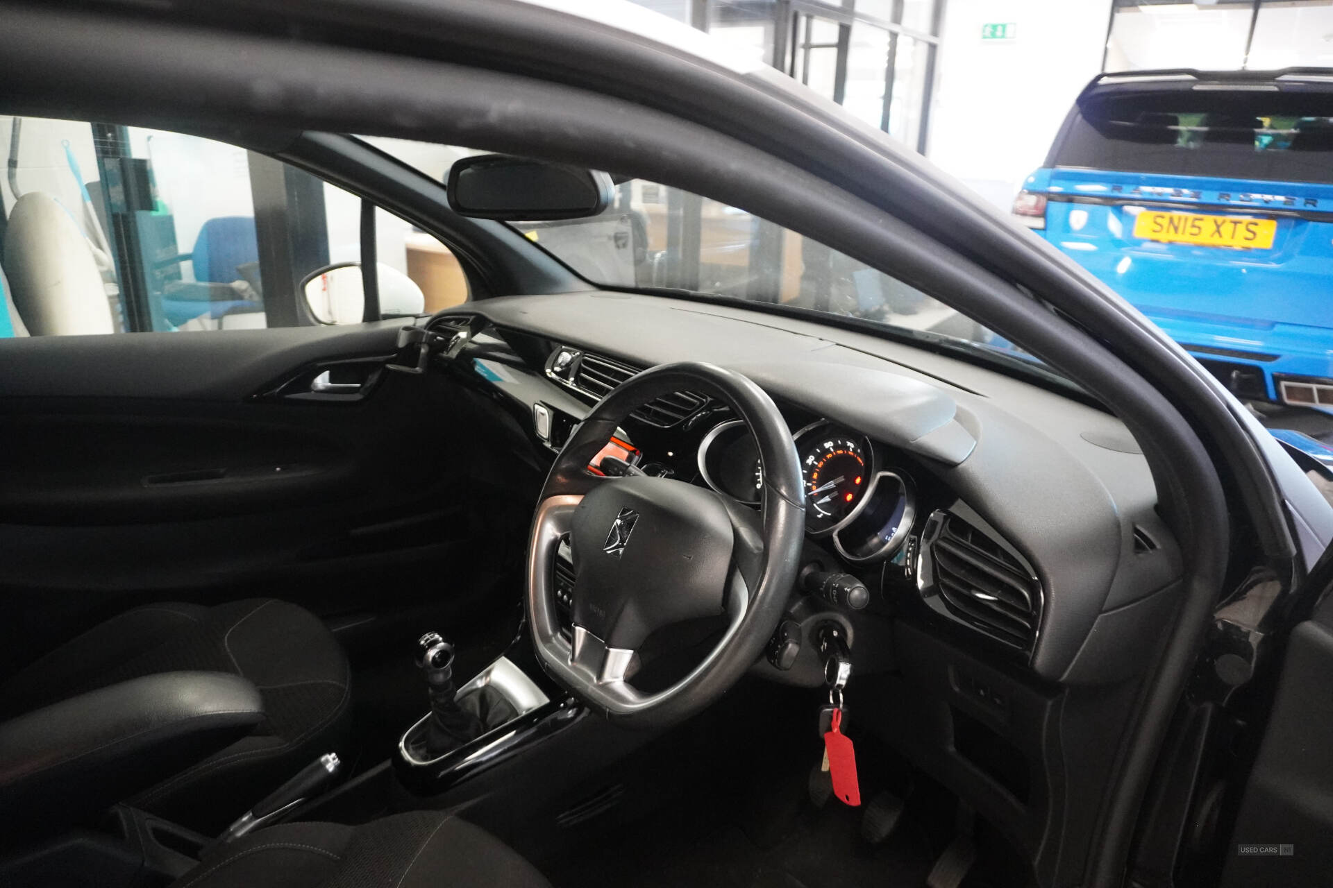 Sep 2015 Citroen DS3 1.6 e-HDi Airdream DStyle Plus 3dr