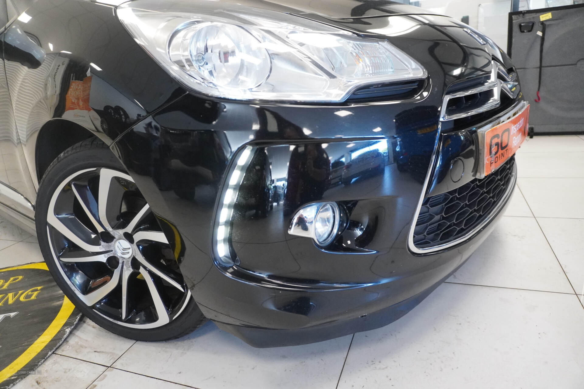 Sep 2015 Citroen DS3 1.6 e-HDi Airdream DStyle Plus 3dr