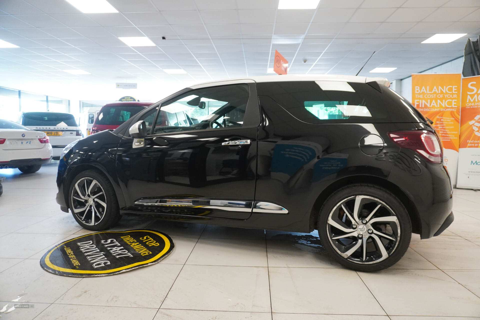Sep 2015 Citroen DS3 1.6 e-HDi Airdream DStyle Plus 3dr