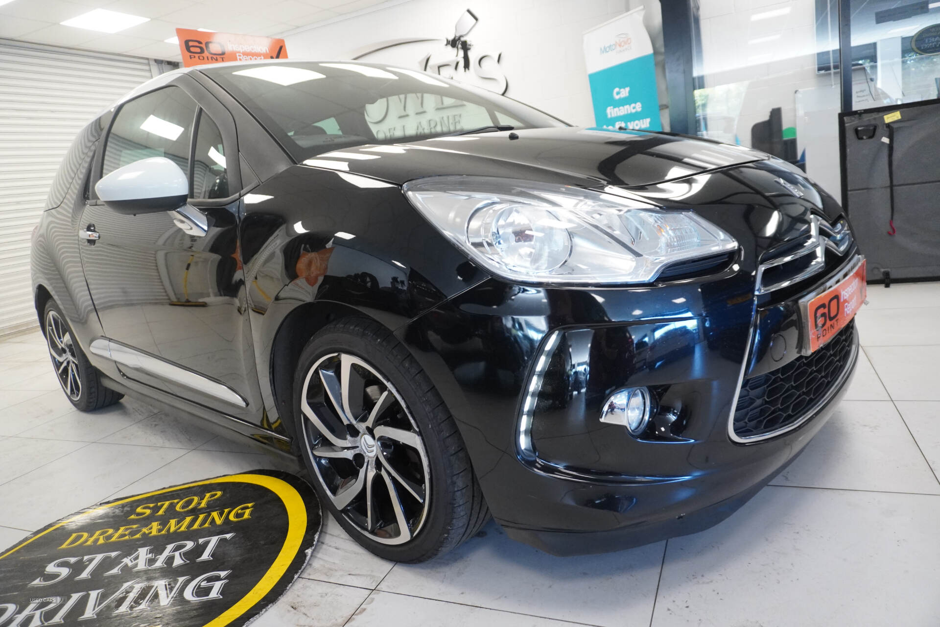 Sep 2015 Citroen DS3 1.6 e-HDi Airdream DStyle Plus 3dr
