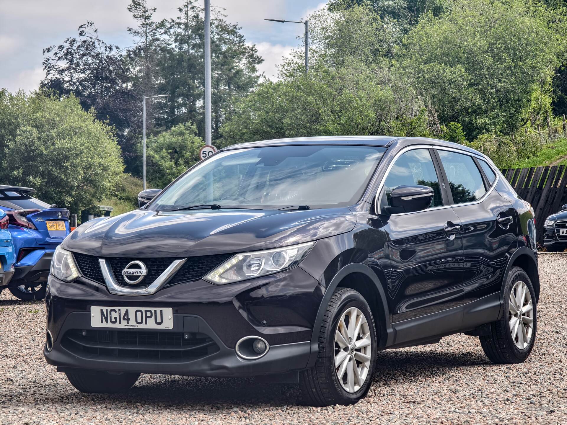 Nissan Qashqai DIESEL HATCHBACK in Fermanagh