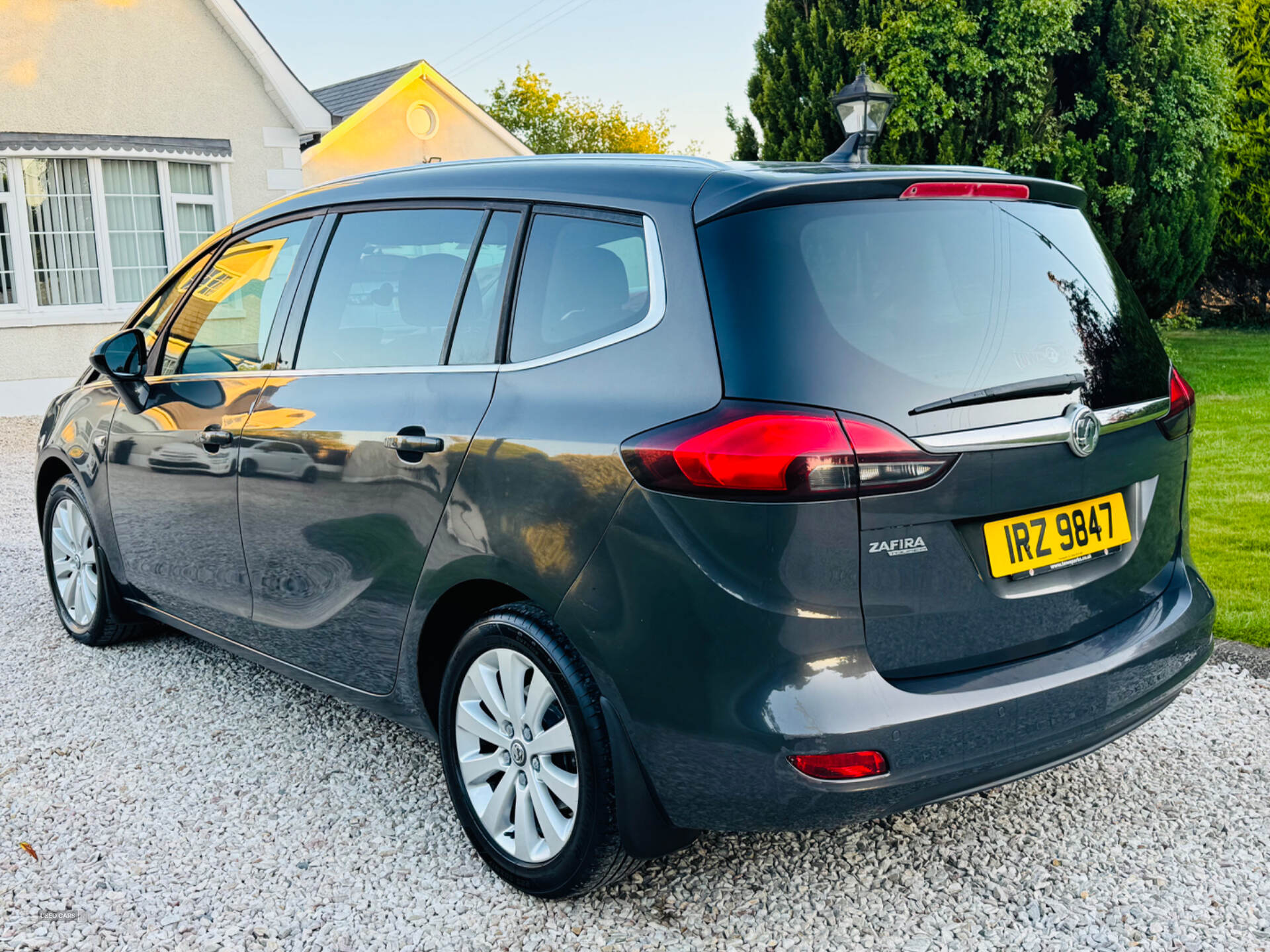 Mar 2015 Vauxhall Zafira Tourer 1.8i Tech Line 5dr