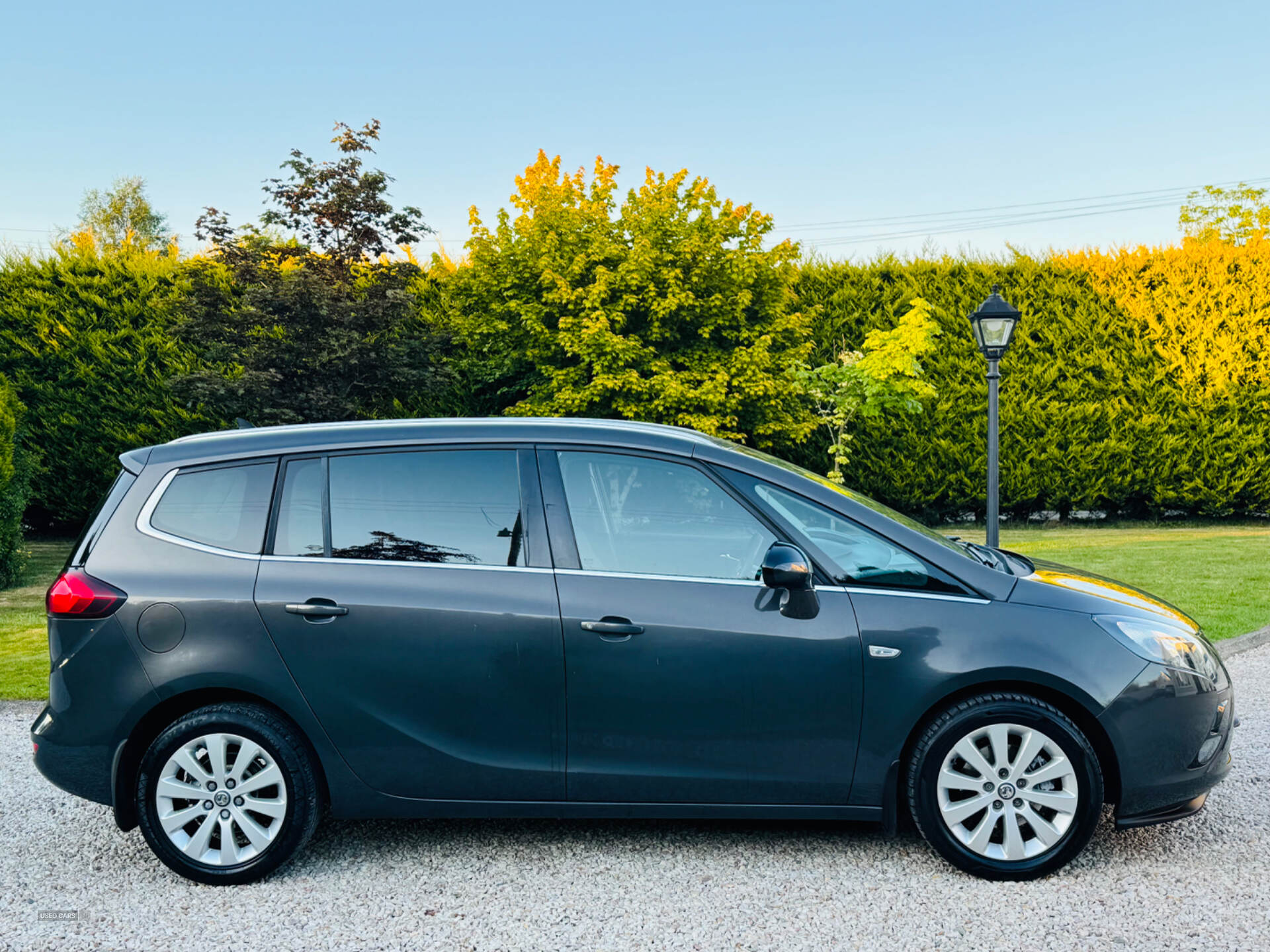 Mar 2015 Vauxhall Zafira Tourer 1.8i Tech Line 5dr