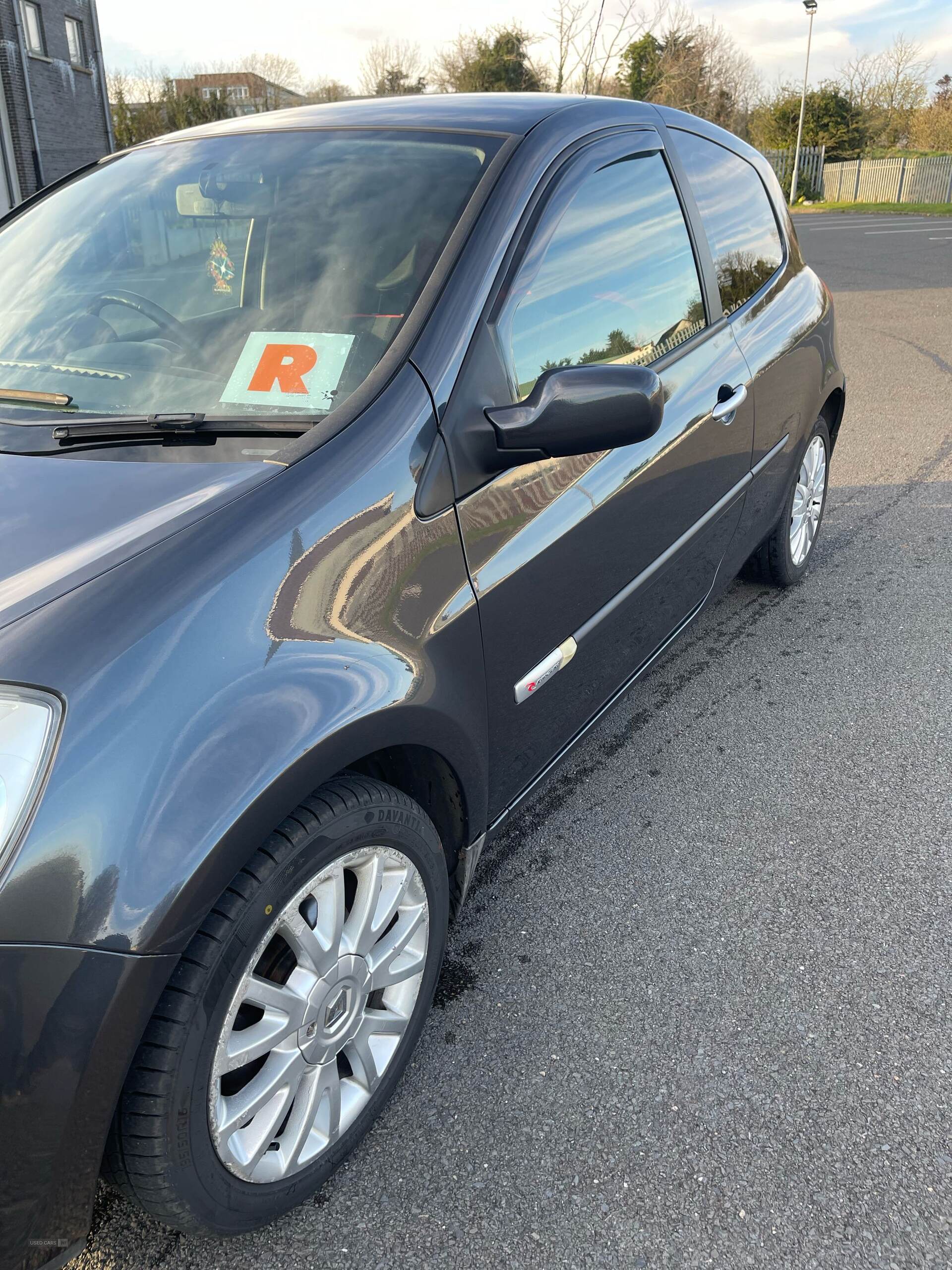 Oct 2007 Renault Clio 1.2 16V Rip Curl 3dr