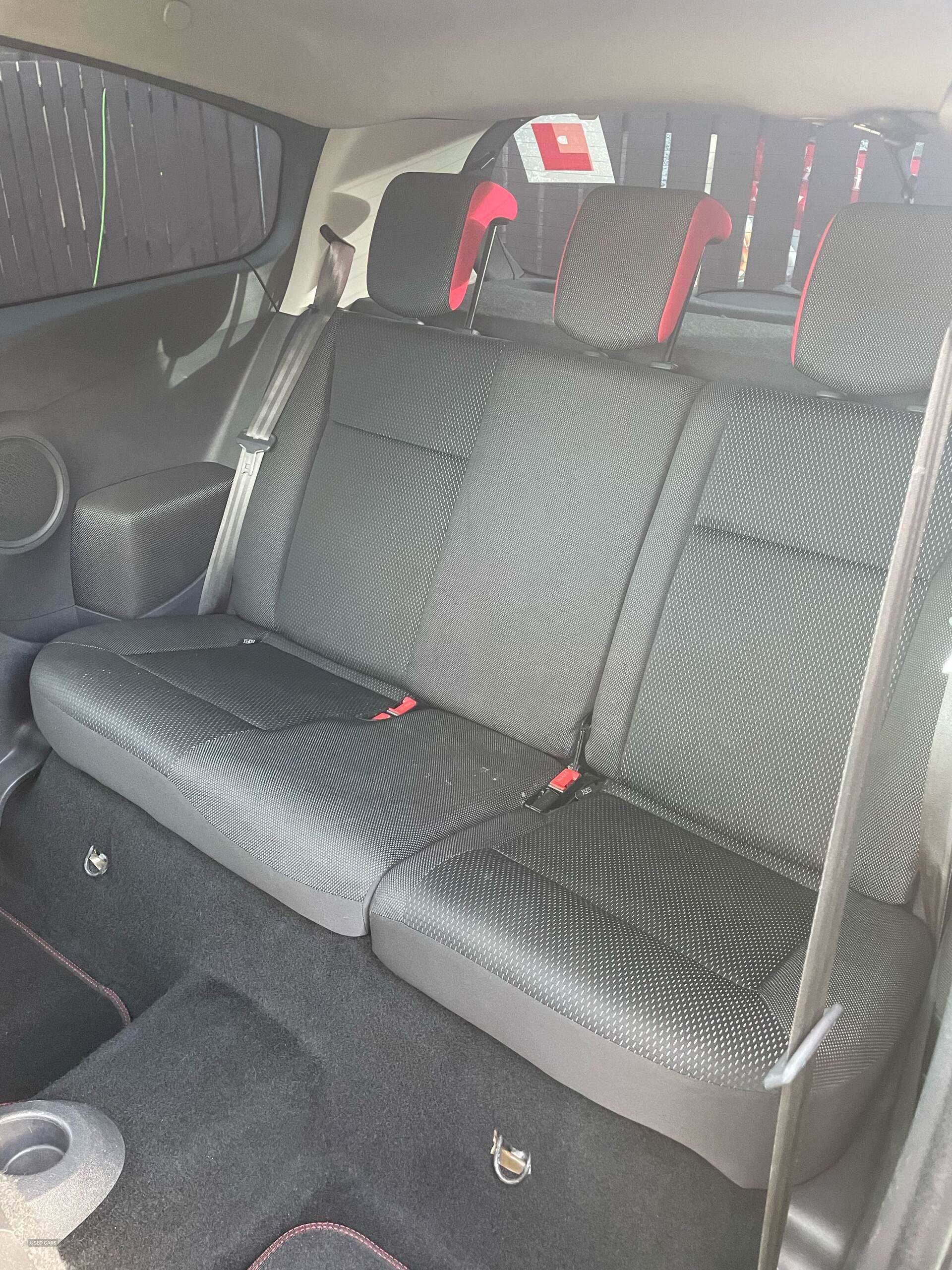 Oct 2007 Renault Clio 1.2 16V Rip Curl 3dr