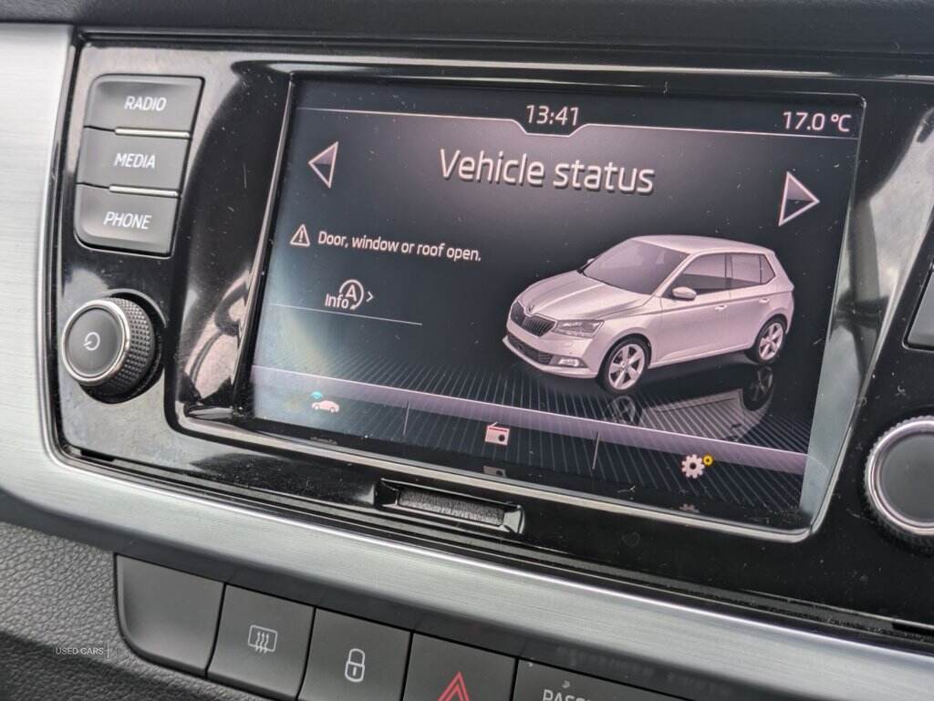 Apr 2021 Skoda Fabia 1.0 MPI Colour Edition 5dr