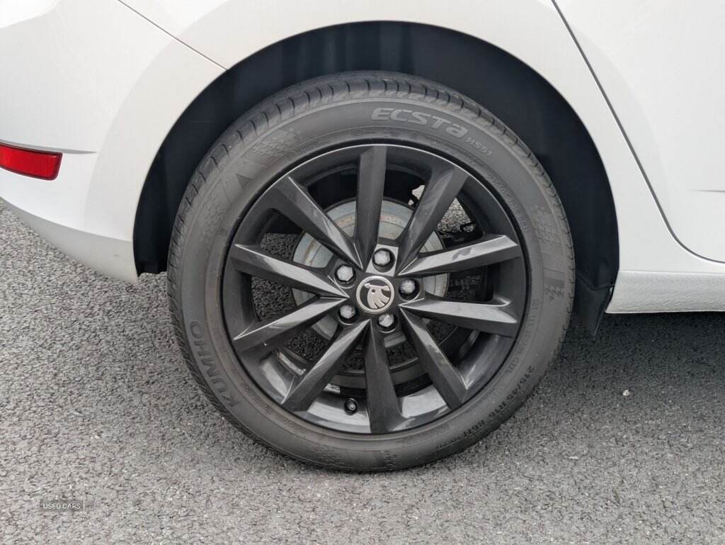 Apr 2021 Skoda Fabia 1.0 MPI Colour Edition 5dr