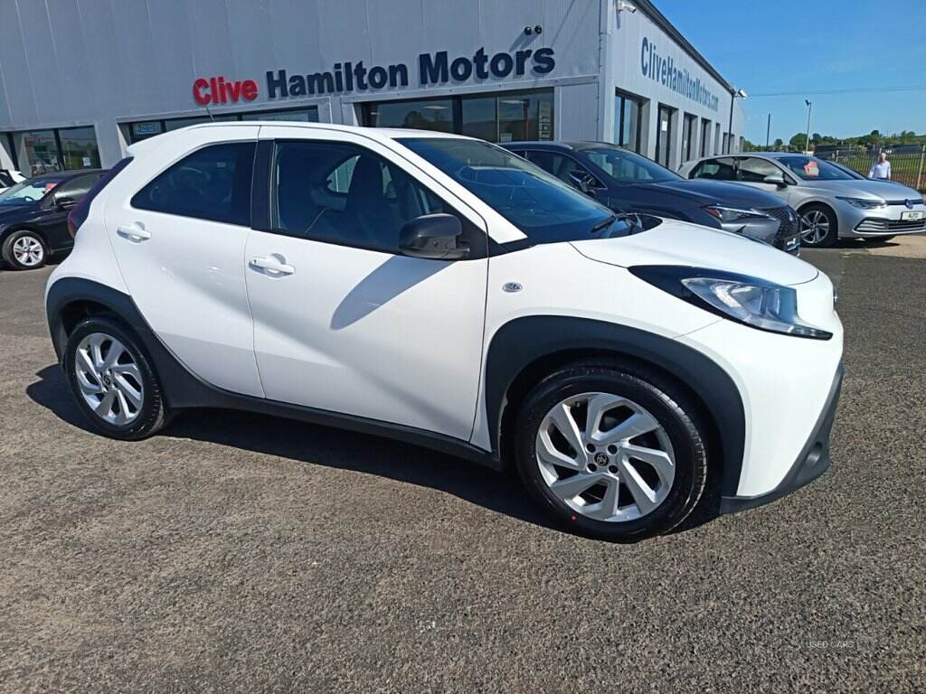 Mar 2023 Toyota Aygo X 1.0 VVT-i Pure 5dr