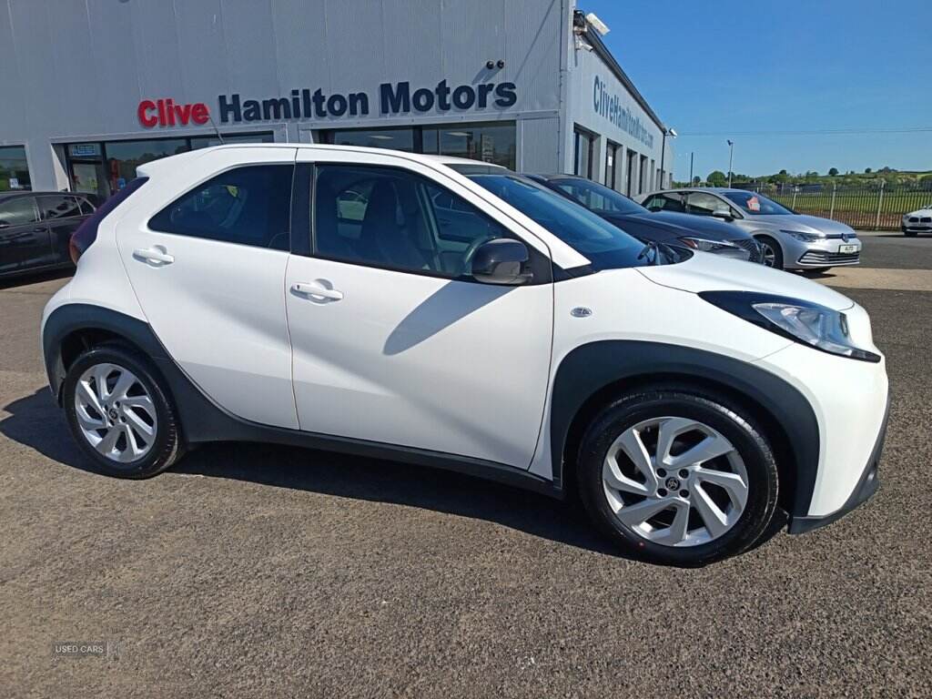 Mar 2023 Toyota Aygo X 1.0 VVT-i Pure 5dr