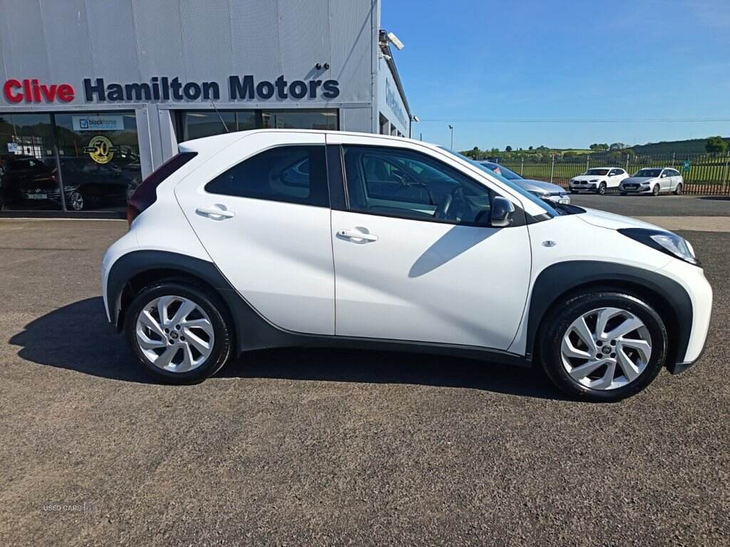 Mar 2023 Toyota Aygo X 1.0 VVT-i Pure 5dr