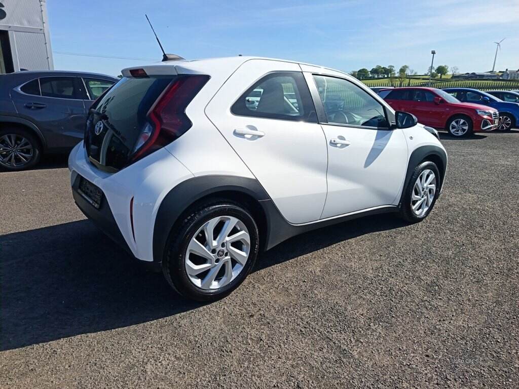 Mar 2023 Toyota Aygo X 1.0 VVT-i Pure 5dr