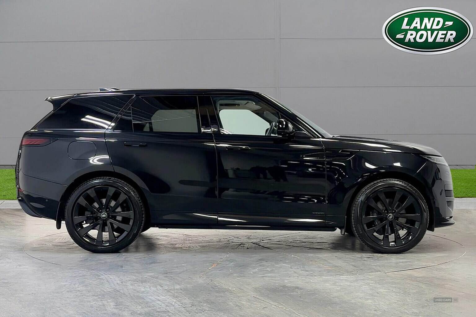 Apr 2023 Land Rover Range Rover Sport 3.0 D350 Autobiography Dynamic 5Dr Auto