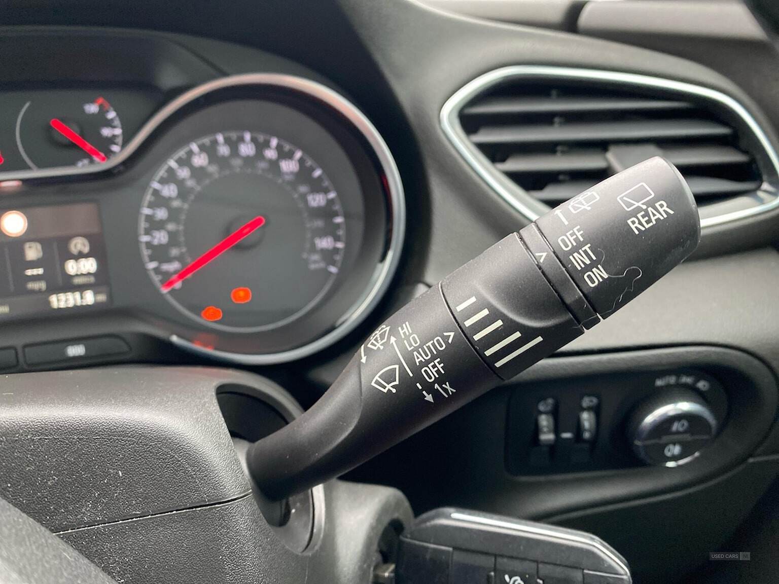 Sep 2019 Vauxhall Grandland X 1.5 Turbo D Elite Nav 5Dr