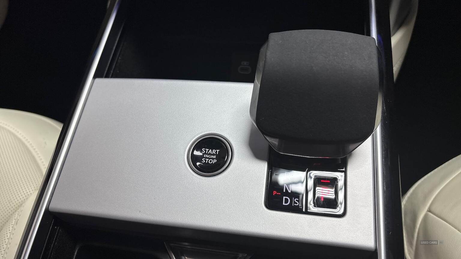 Mar 2025 Land Rover Range Rover 3.0 P400 Autobiography 4Dr Auto