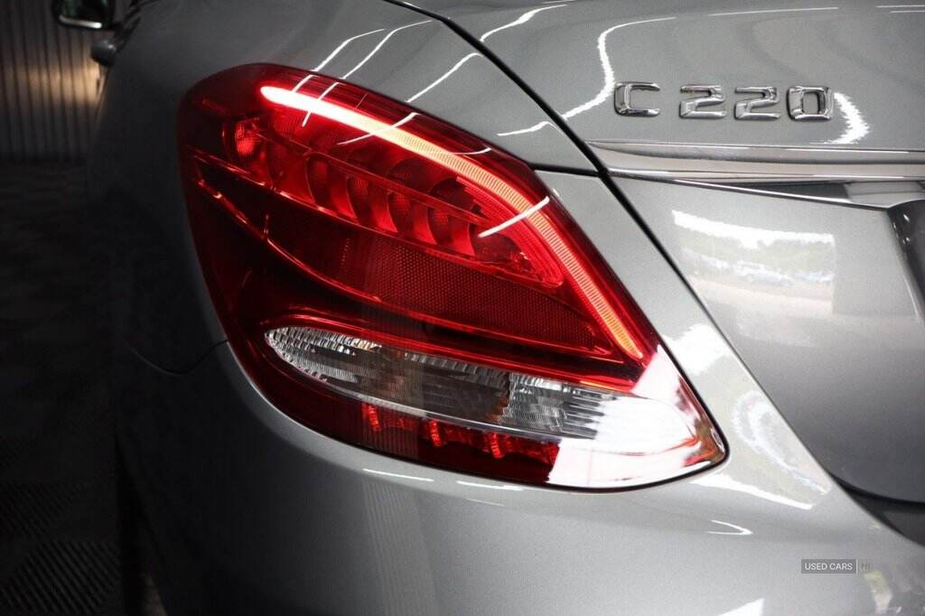 Jan 2015 Mercedes-Benz C-Class C220 BlueTEC SE Executive 4dr Auto