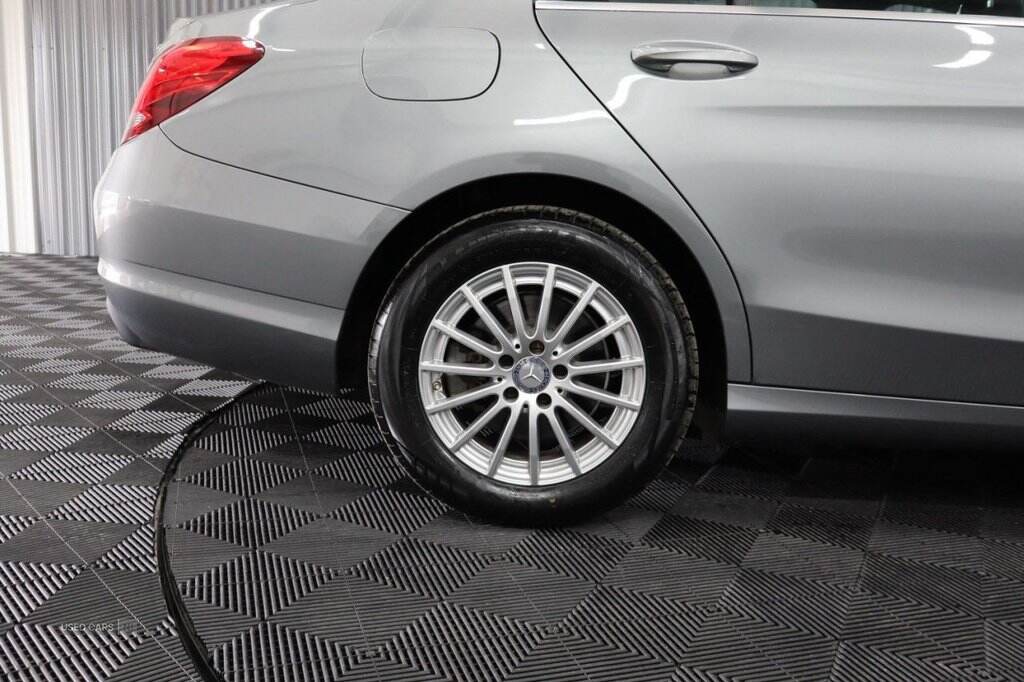 Jan 2015 Mercedes-Benz C-Class C220 BlueTEC SE Executive 4dr Auto