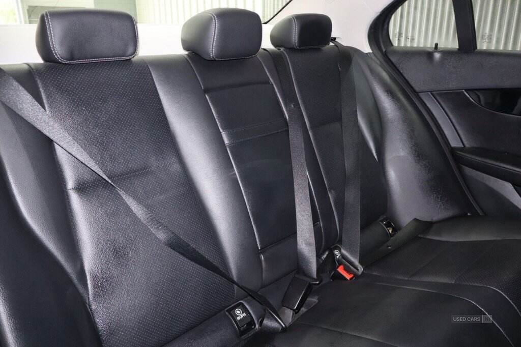 Jan 2015 Mercedes-Benz C-Class C220 BlueTEC SE Executive 4dr Auto
