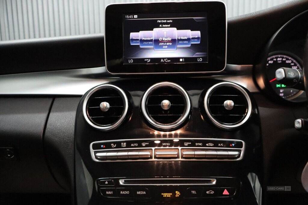 Jan 2015 Mercedes-Benz C-Class C220 BlueTEC SE Executive 4dr Auto