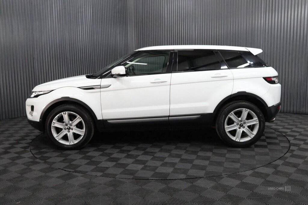 2013 Land Rover Range Rover Evoque 2.2 SD4 Pure SUV 5dr Diesel Manual 4WD Euro 5 (s/s) (190 ps) CRUISE CONTROL / ONLY 2 OWNERS