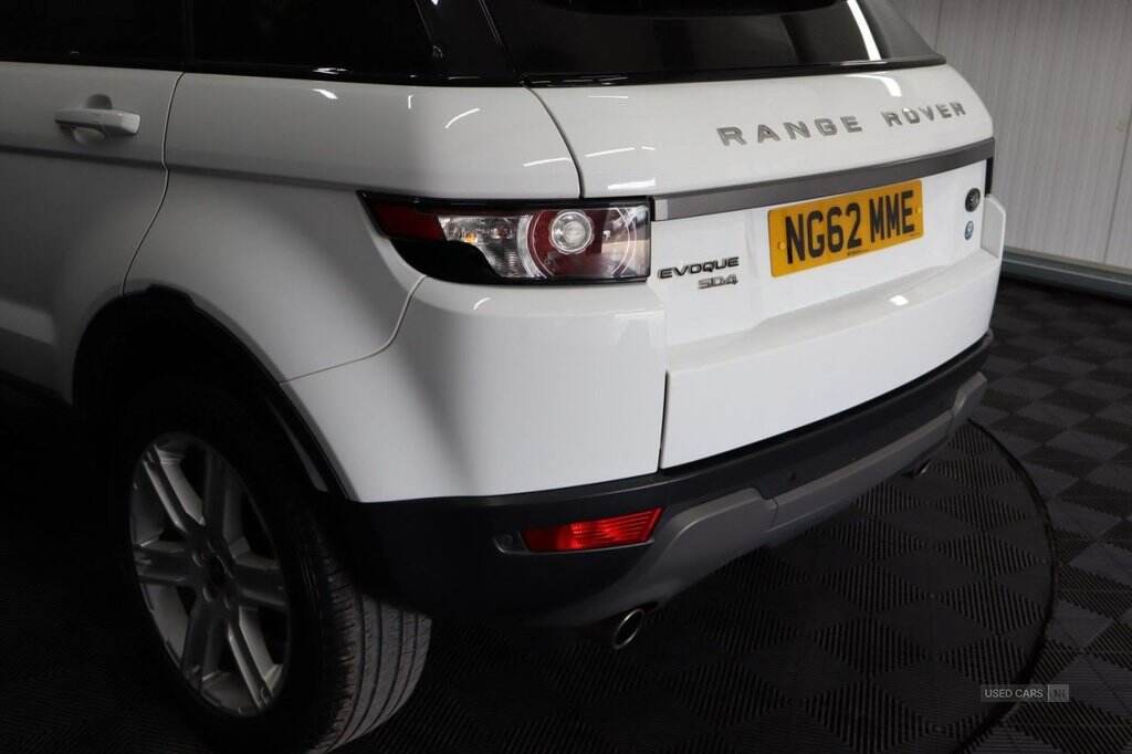 2013 Land Rover Range Rover Evoque 2.2 SD4 Pure SUV 5dr Diesel Manual 4WD Euro 5 (s/s) (190 ps) CRUISE CONTROL / ONLY 2 OWNERS