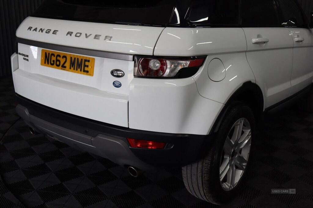 2013 Land Rover Range Rover Evoque 2.2 SD4 Pure SUV 5dr Diesel Manual 4WD Euro 5 (s/s) (190 ps) CRUISE CONTROL / ONLY 2 OWNERS