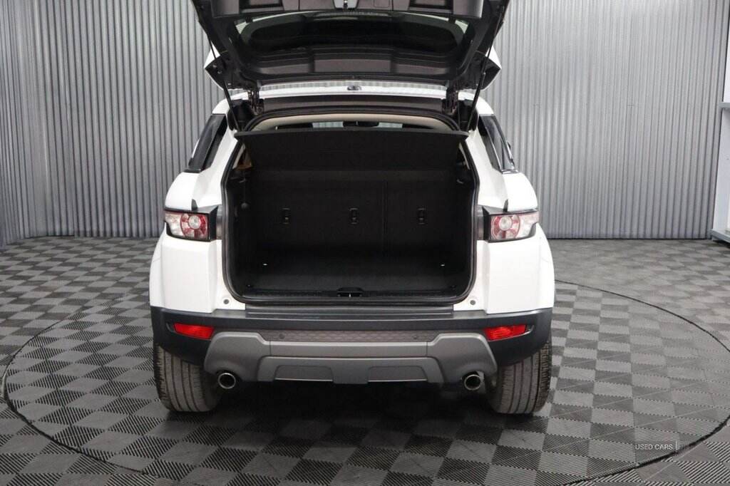 2013 Land Rover Range Rover Evoque 2.2 SD4 Pure SUV 5dr Diesel Manual 4WD Euro 5 (s/s) (190 ps) CRUISE CONTROL / ONLY 2 OWNERS