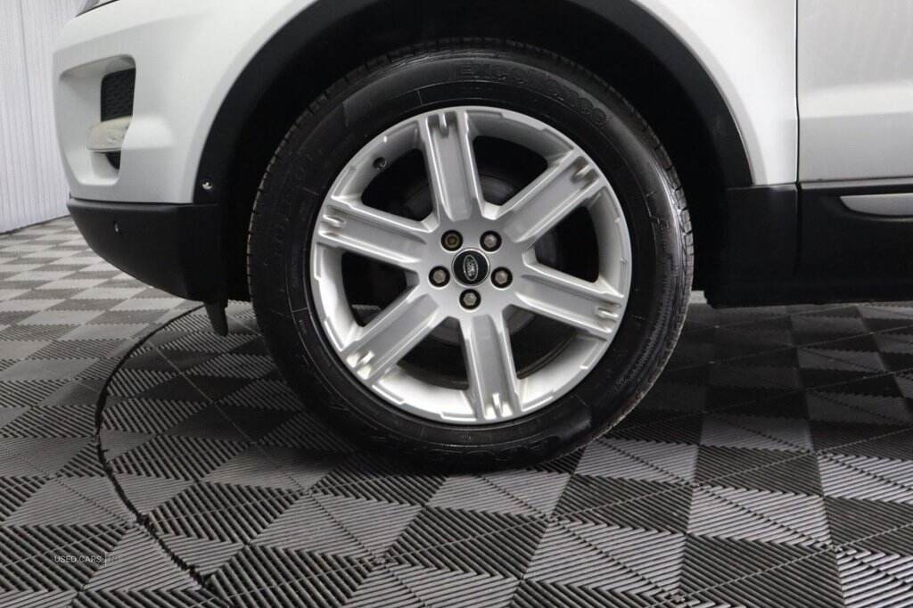 2013 Land Rover Range Rover Evoque 2.2 SD4 Pure SUV 5dr Diesel Manual 4WD Euro 5 (s/s) (190 ps) CRUISE CONTROL / ONLY 2 OWNERS