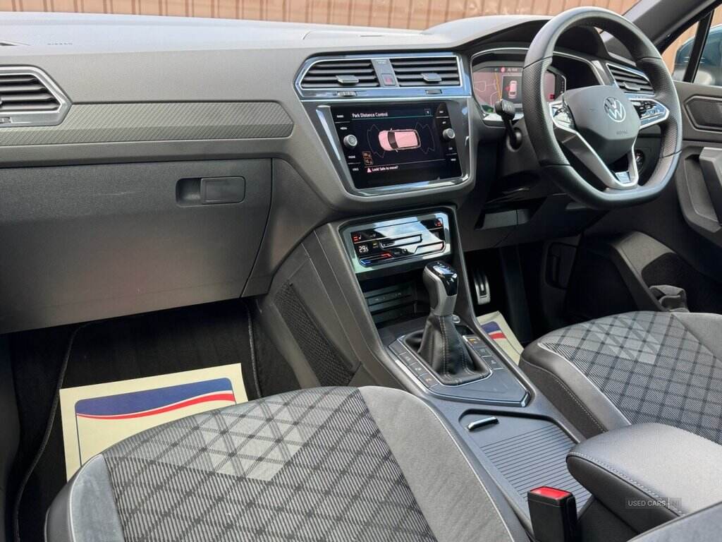 Jan 2023 Volkswagen Tiguan 2.0 TDI R-Line Edition 5dr DSG